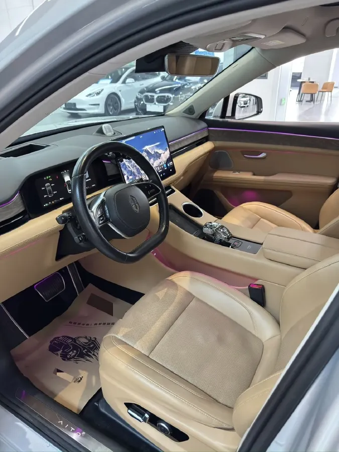 2022 JMC YuHu 7 2.0T 141HP L4 8AT,autocango,china used car exporter,china ev exporter,chinese used car exporter,chinese used ev exporter