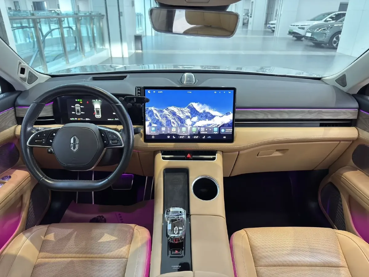 2022 JMC YuHu 7 2.0T 141HP L4 8AT,autocango,china used car exporter,china ev exporter,chinese used car exporter,chinese used ev exporter