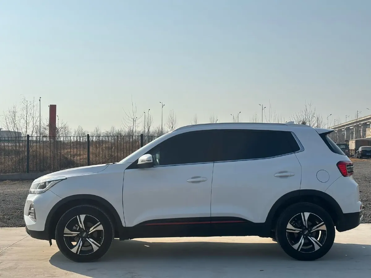 2022 Chery Tiggo 5x 1.5L 116HP L4 CVT,autocango,china used car exporter,china ev exporter,chinese used car exporter,chinese used ev exporter