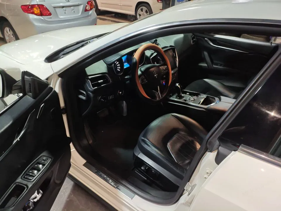 2018 Maserati Ghibli 3.0T 350HP V6 8AT,autocango,china used car exporter,china ev exporter,chinese used car exporter,chinese used ev exporter