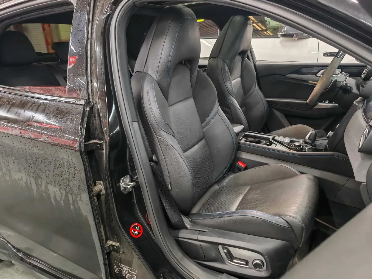 2019 LYNK&CO 03 New Energy 1.5T 180HP L3 7DCT PHEV 9.4KWH,autocango,china used car exporter,china ev exporter,chinese used car exporter,chinese used ev exporter