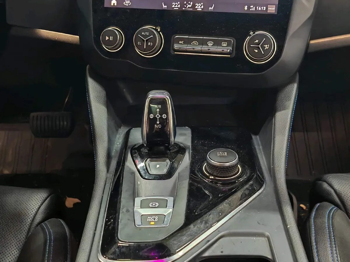 2019 LYNK&CO 03 New Energy 1.5T 180HP L3 7DCT PHEV 9.4KWH,autocango,china used car exporter,china ev exporter,chinese used car exporter,chinese used ev exporter