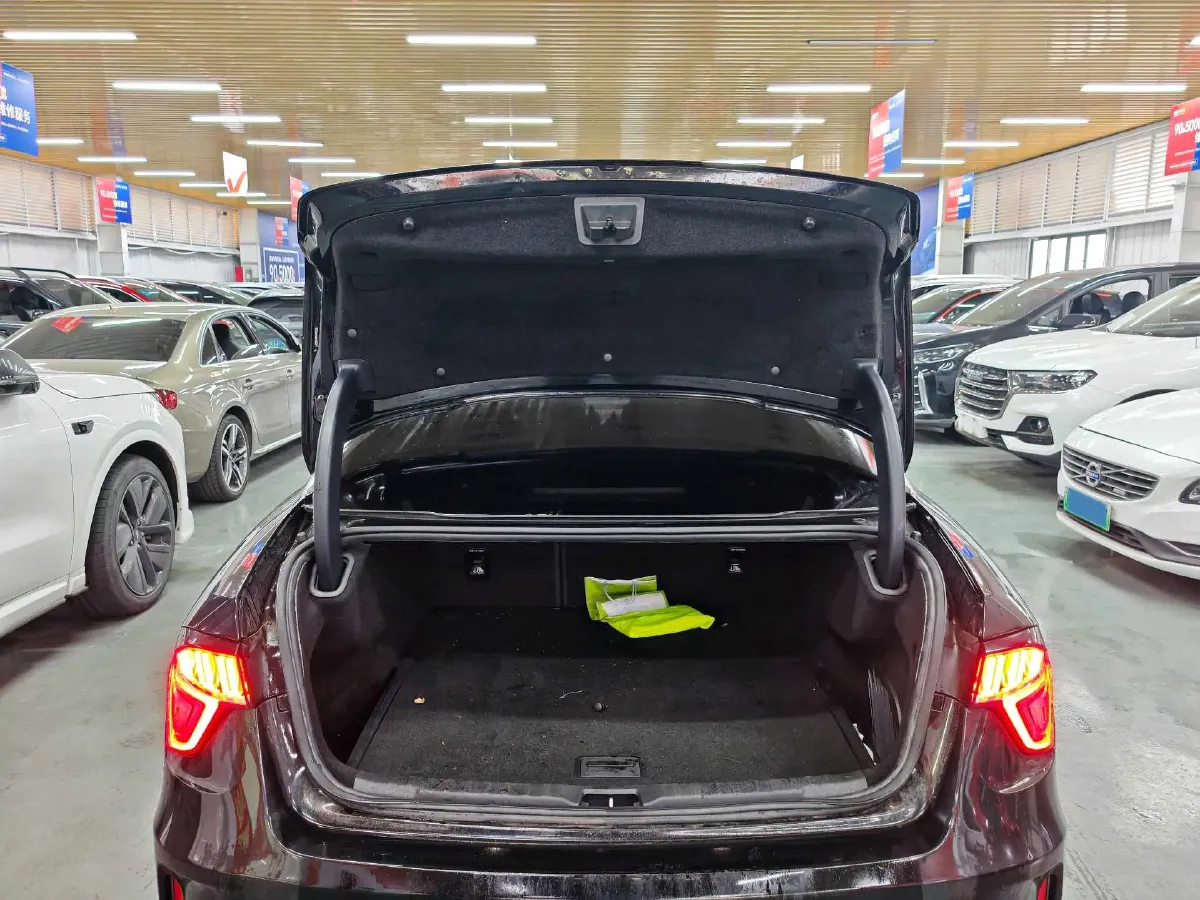 2019 LYNK&CO 03 New Energy 1.5T 180HP L3 7DCT PHEV 9.4KWH,autocango,china used car exporter,china ev exporter,chinese used car exporter,chinese used ev exporter