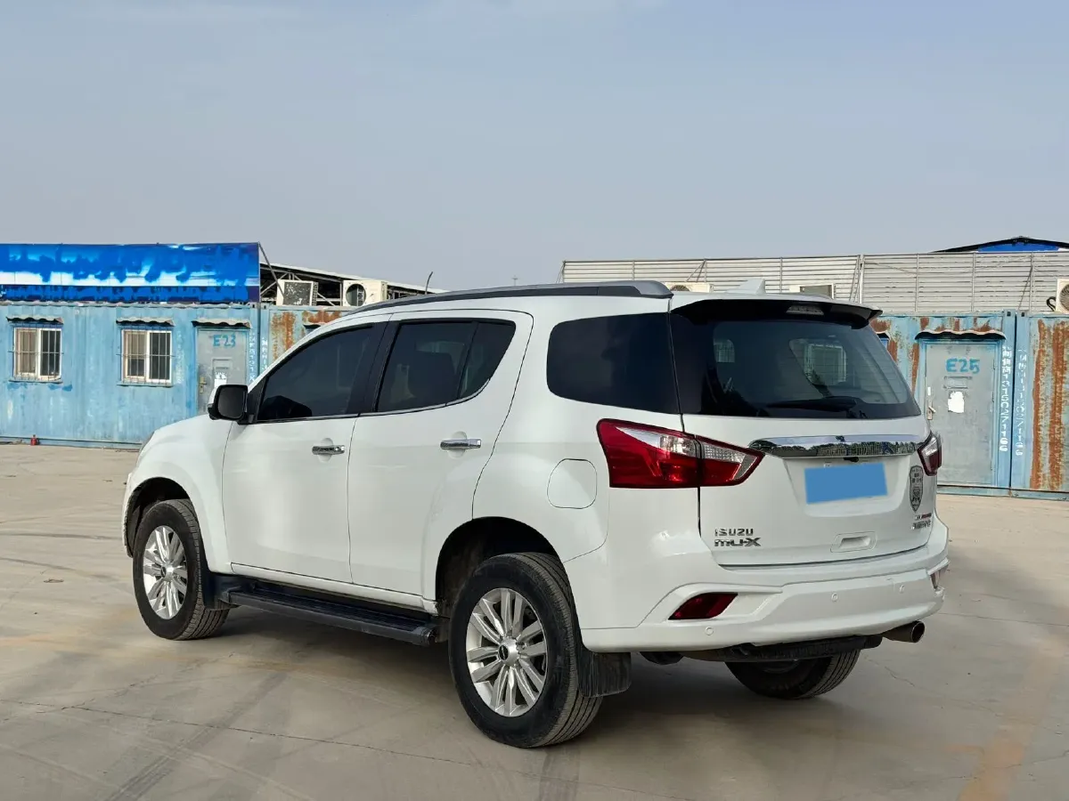 2020 Isuzu Mu-X 1.9T 166HP L4 6AT,autocango,china used car exporter,china ev exporter,chinese used car exporter,chinese used ev exporter
