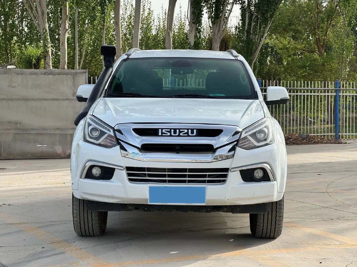 2020 Isuzu Mu-X 1.9T 166HP L4 6AT,autocango,china used car exporter,china ev exporter,chinese used car exporter,chinese used ev exporter