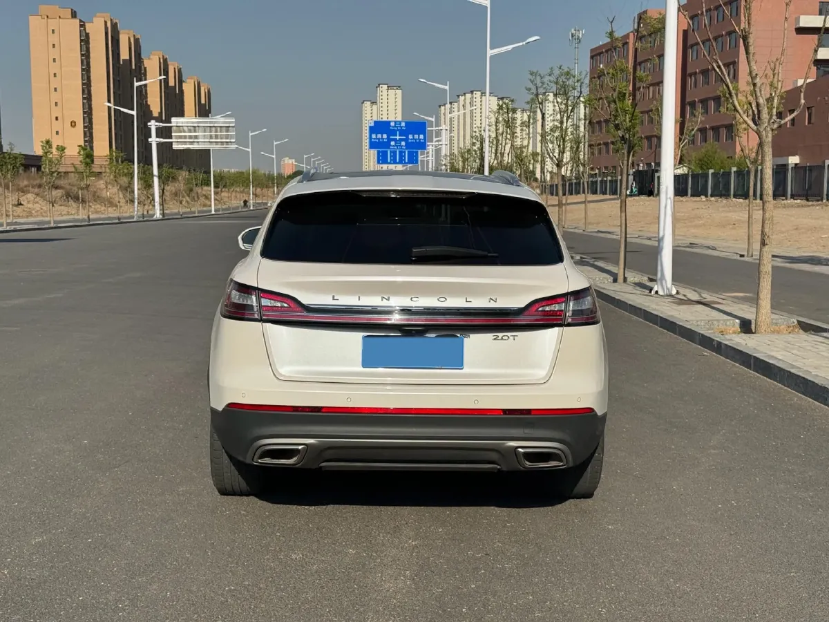 2019 Lincoln Nautilus 2.0T 224HP L4 8AT,autocango,china used car exporter,china ev exporter,chinese used car exporter,chinese used ev exporter