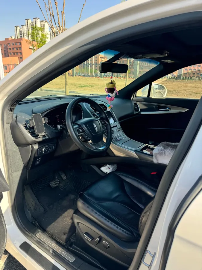 2019 Lincoln Nautilus 2.0T 224HP L4 8AT,autocango,china used car exporter,china ev exporter,chinese used car exporter,chinese used ev exporter