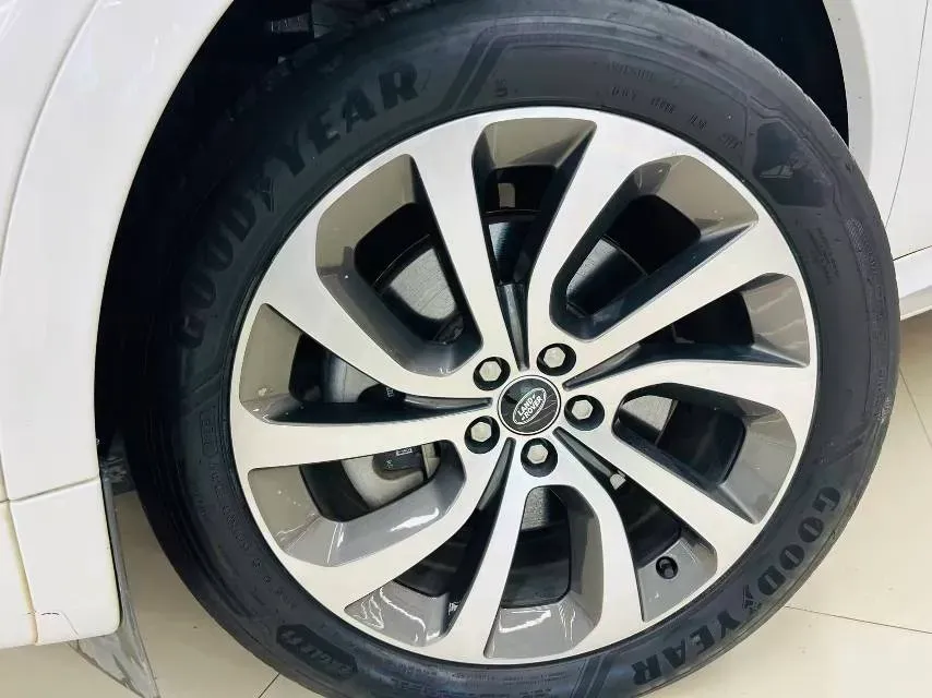 2024 Land Rover Discovery Sport 1.5T 200HP L3 8AT PHEV 15.5KWH,autocango,china used car exporter,china ev exporter,chinese used car exporter,chinese used ev exporter