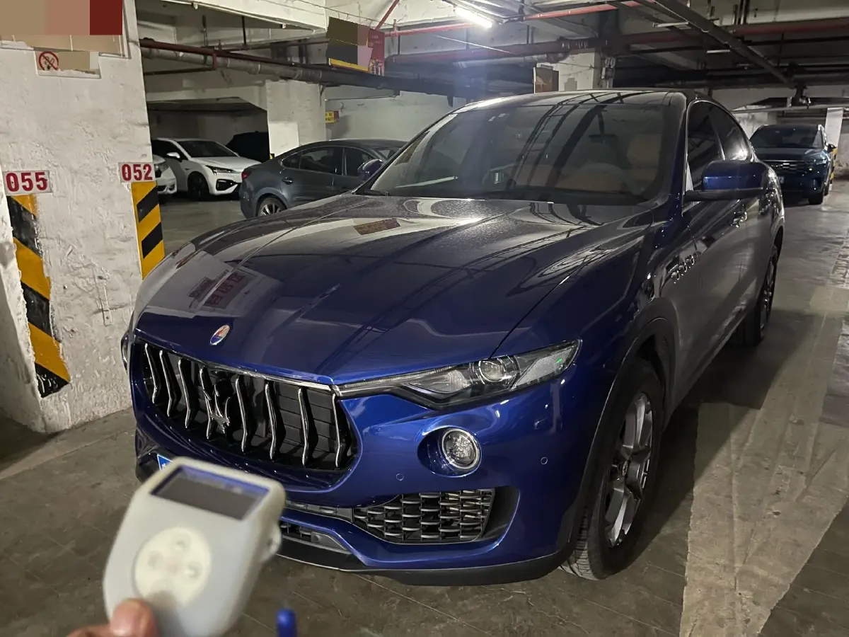 2021 Maserati Levante 3.0T 350HP V6 8AT,autocango,china used car exporter,china ev exporter,chinese used car exporter,chinese used ev exporter