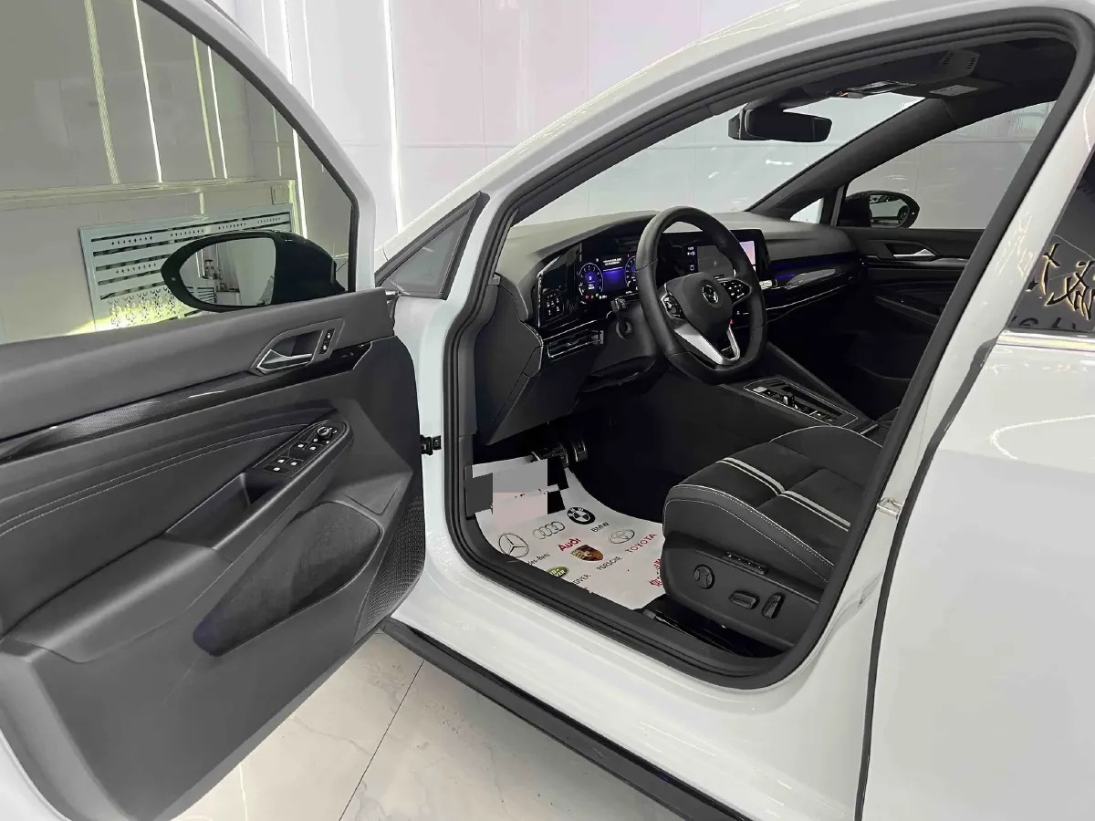 2021 Volkswagen Golf 1.4T 150HP L4 7DCT,autocango,china used car exporter,china ev exporter,chinese used car exporter,chinese used ev exporter