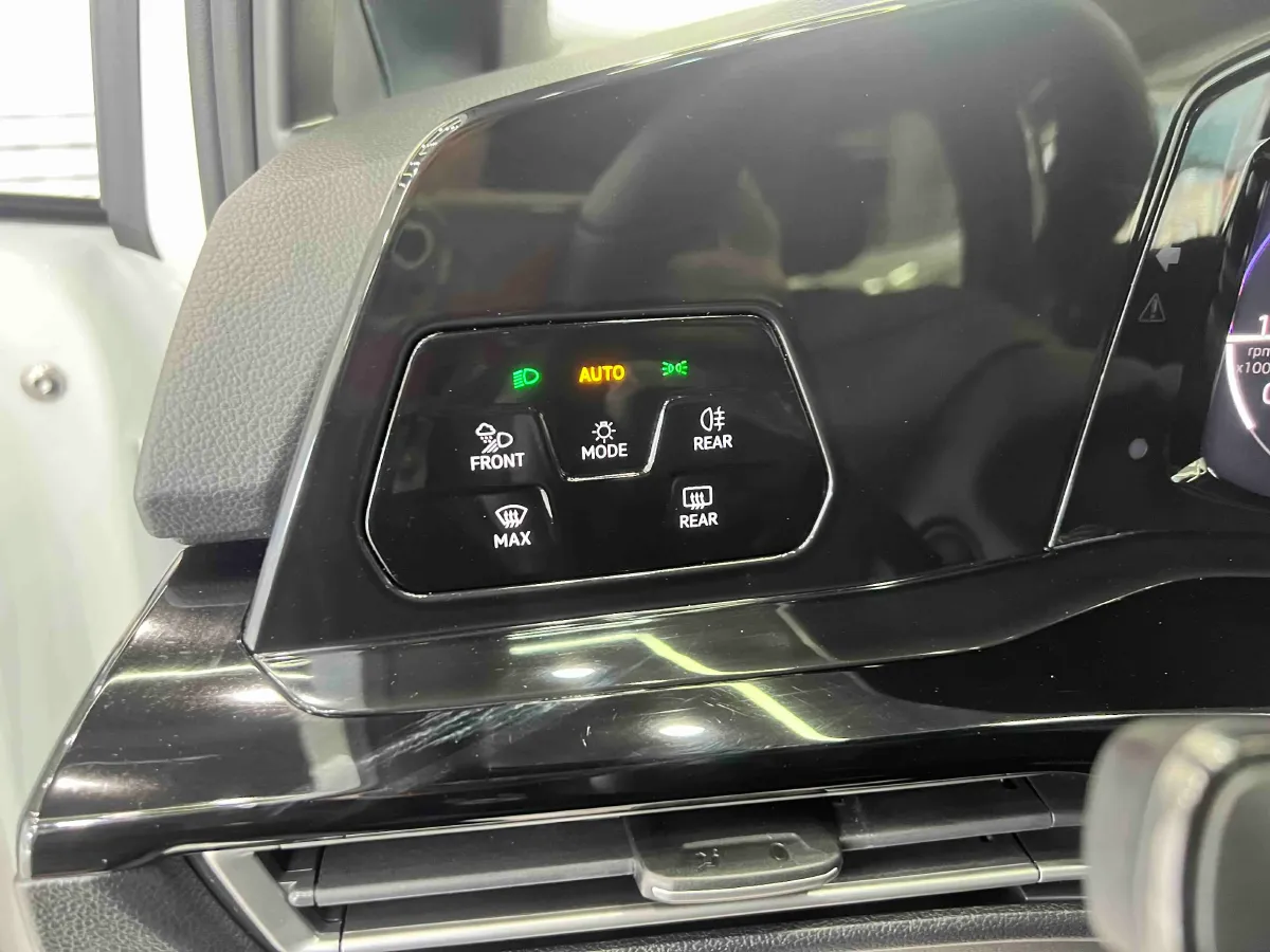 2021 Volkswagen Golf 1.4T 150HP L4 7DCT,autocango,china used car exporter,china ev exporter,chinese used car exporter,chinese used ev exporter