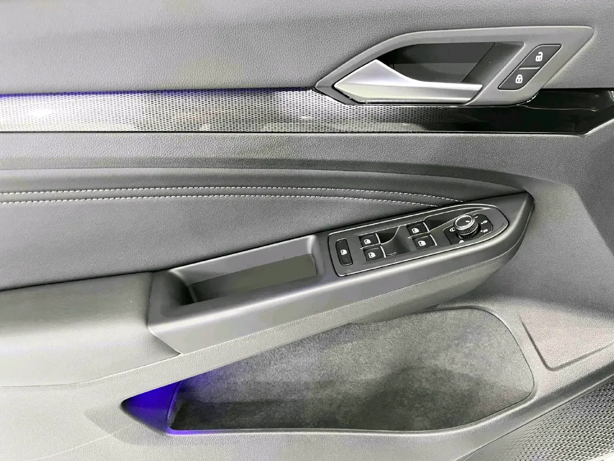 2021 Volkswagen Golf 1.4T 150HP L4 7DCT,autocango,china used car exporter,china ev exporter,chinese used car exporter,chinese used ev exporter