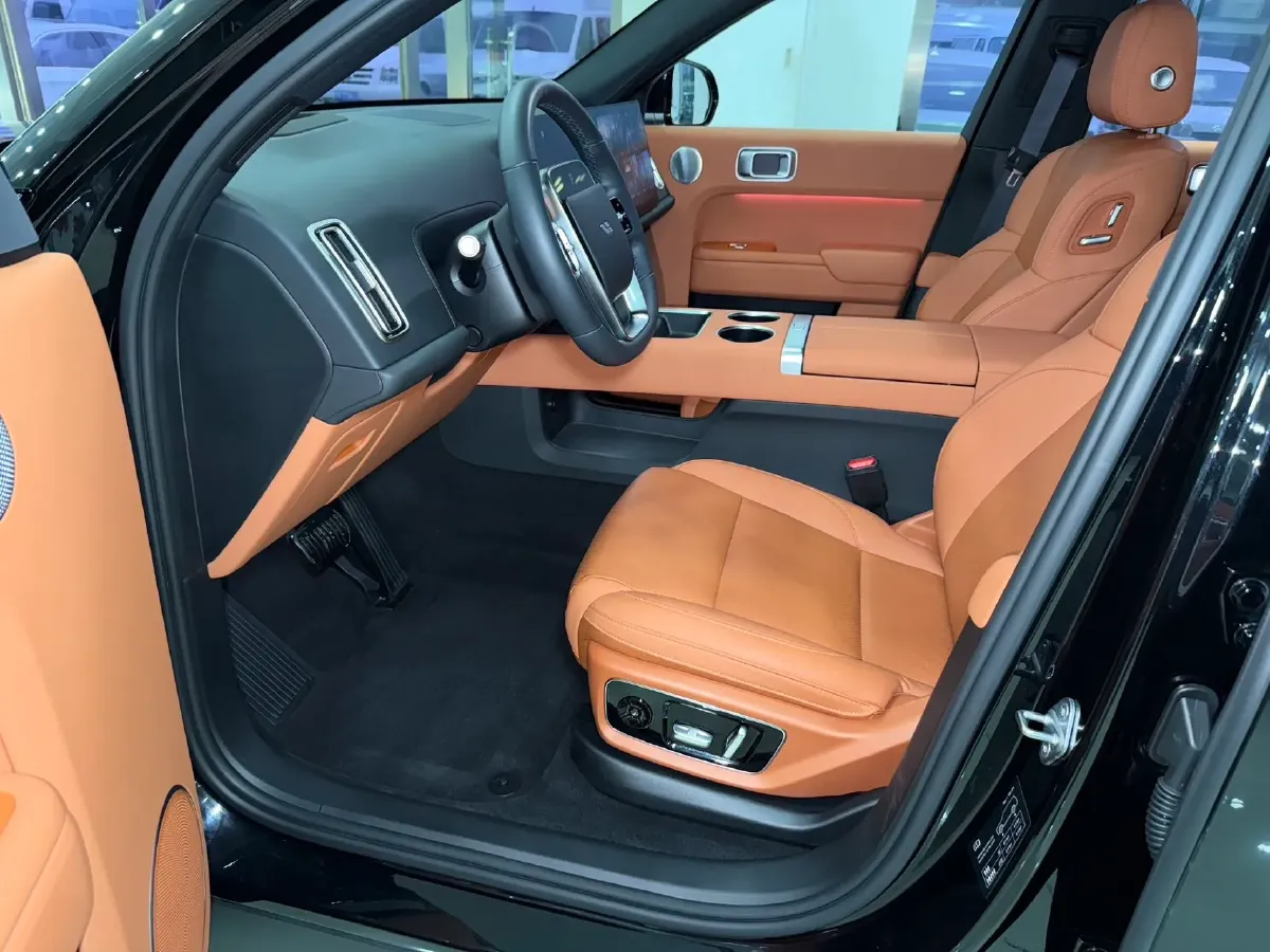 2025 Li L7 Range Extended 154HP REEV,autocango,china used car exporter,china ev exporter,chinese used car exporter,chinese used ev exporter