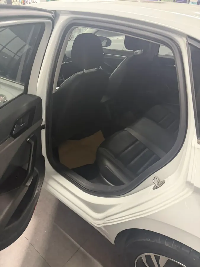 2021 Volkswagen Sagitar 1.2T 116HP L4 7DCT,autocango,china used car exporter,china ev exporter,chinese used car exporter,chinese used ev exporter