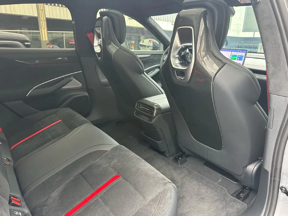 2025 MI SU7 Ultra BEV 93.7KWH,autocango,china used car exporter,china ev exporter,chinese used car exporter,chinese used ev exporter