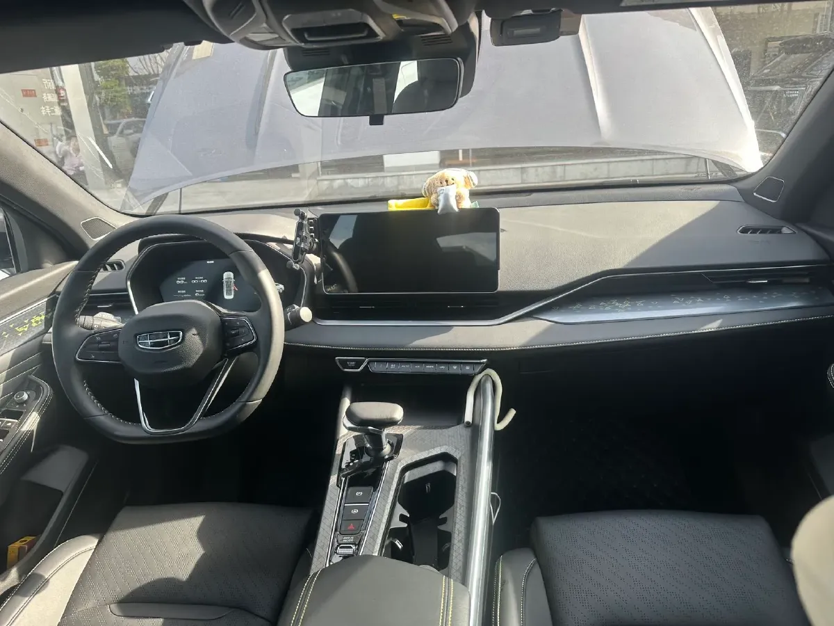 2023 Geely Preface 1.5T 181HP L4 7DCT,autocango,china used car exporter,china ev exporter,chinese used car exporter,chinese used ev exporter