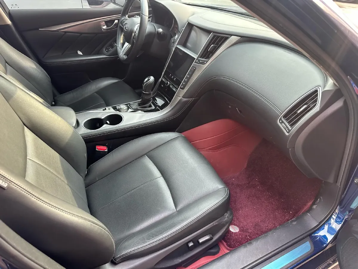 2018 Jeep Grand Commander 2.0T 265HP L4 9AT,autocango,china used car exporter,china ev exporter,chinese used car exporter,chinese used ev exporter