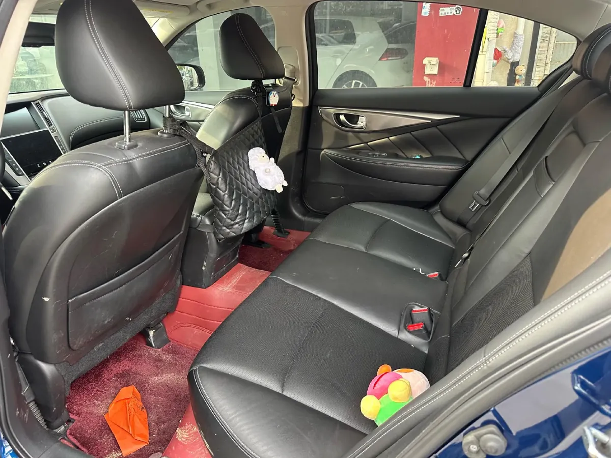 2018 Jeep Grand Commander 2.0T 265HP L4 9AT,autocango,china used car exporter,china ev exporter,chinese used car exporter,chinese used ev exporter