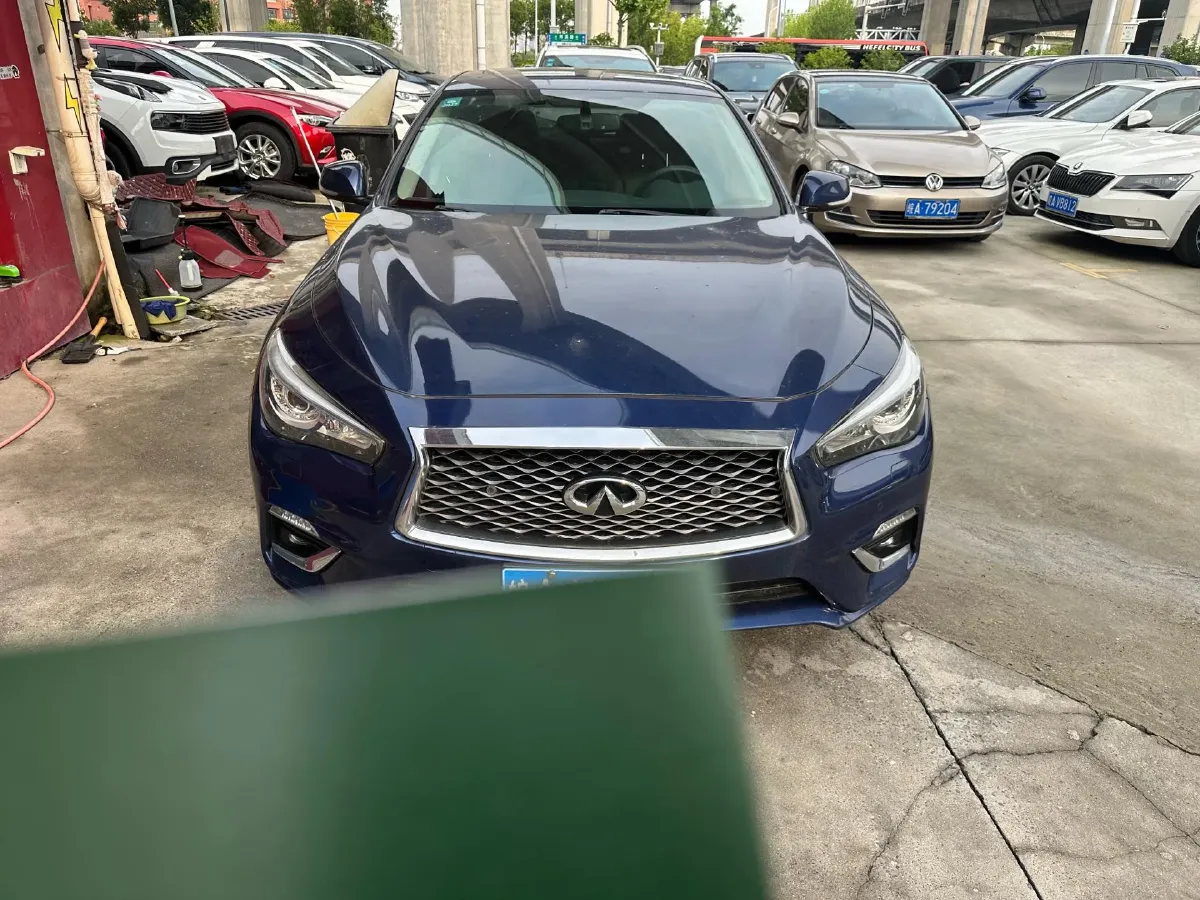 2018 Jeep Grand Commander 2.0T 265HP L4 9AT,autocango,china used car exporter,china ev exporter,chinese used car exporter,chinese used ev exporter