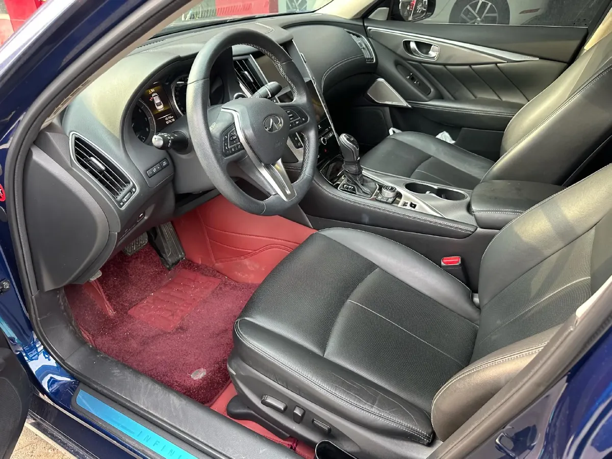 2018 Jeep Grand Commander 2.0T 265HP L4 9AT,autocango,china used car exporter,china ev exporter,chinese used car exporter,chinese used ev exporter