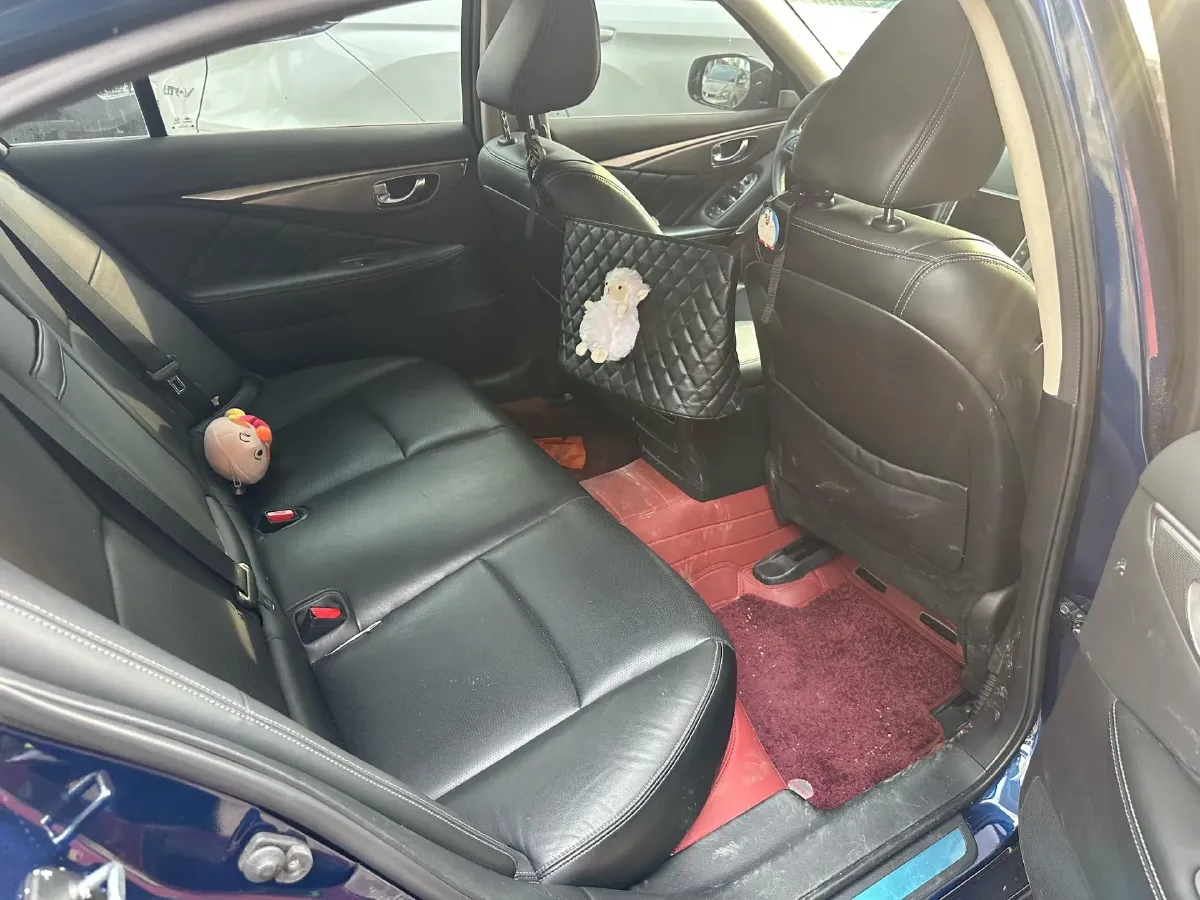 2018 Jeep Grand Commander 2.0T 265HP L4 9AT,autocango,china used car exporter,china ev exporter,chinese used car exporter,chinese used ev exporter