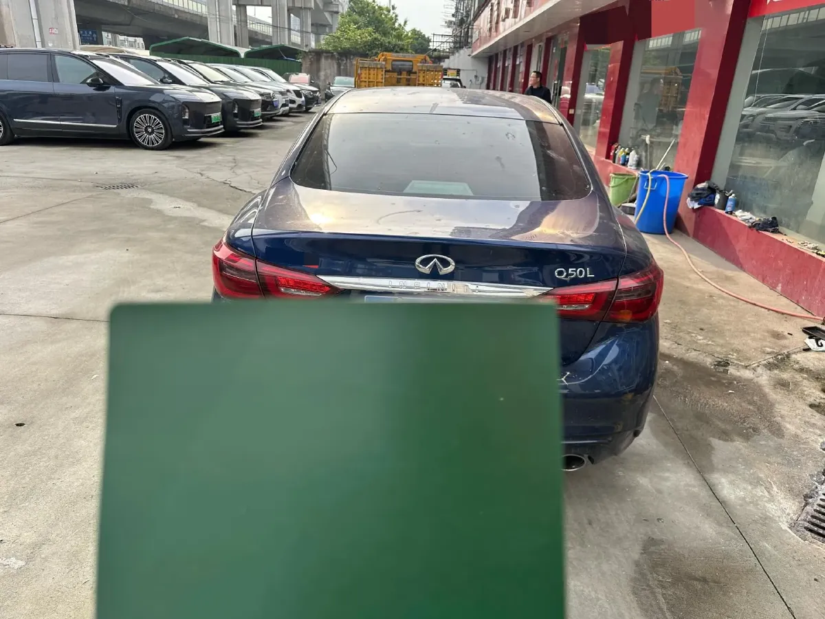 2018 Jeep Grand Commander 2.0T 265HP L4 9AT,autocango,china used car exporter,china ev exporter,chinese used car exporter,chinese used ev exporter