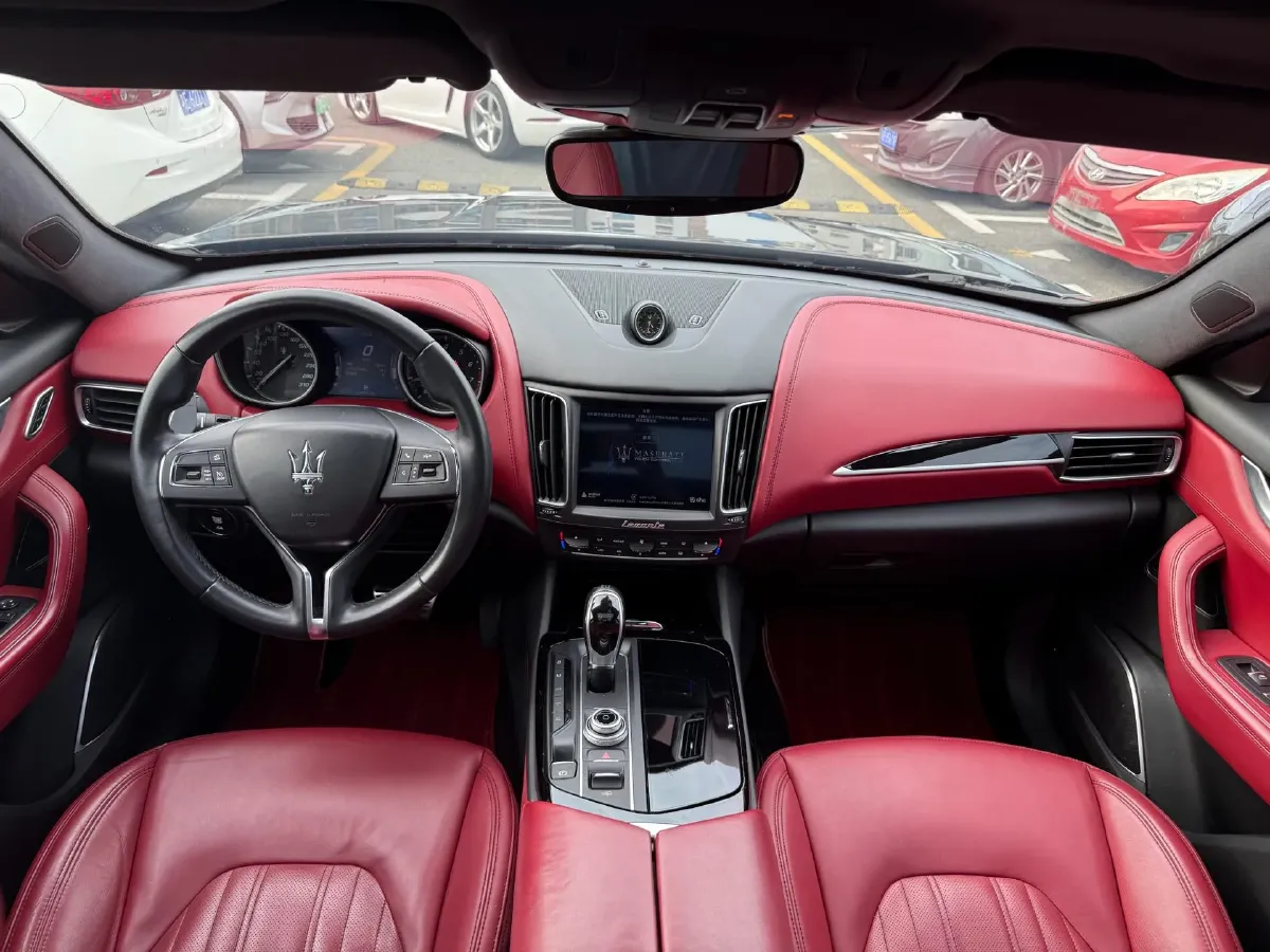 2018 Maserati Levante 3.0T 350HP V6 8AT,autocango,china used car exporter,china ev exporter,chinese used car exporter,chinese used ev exporter