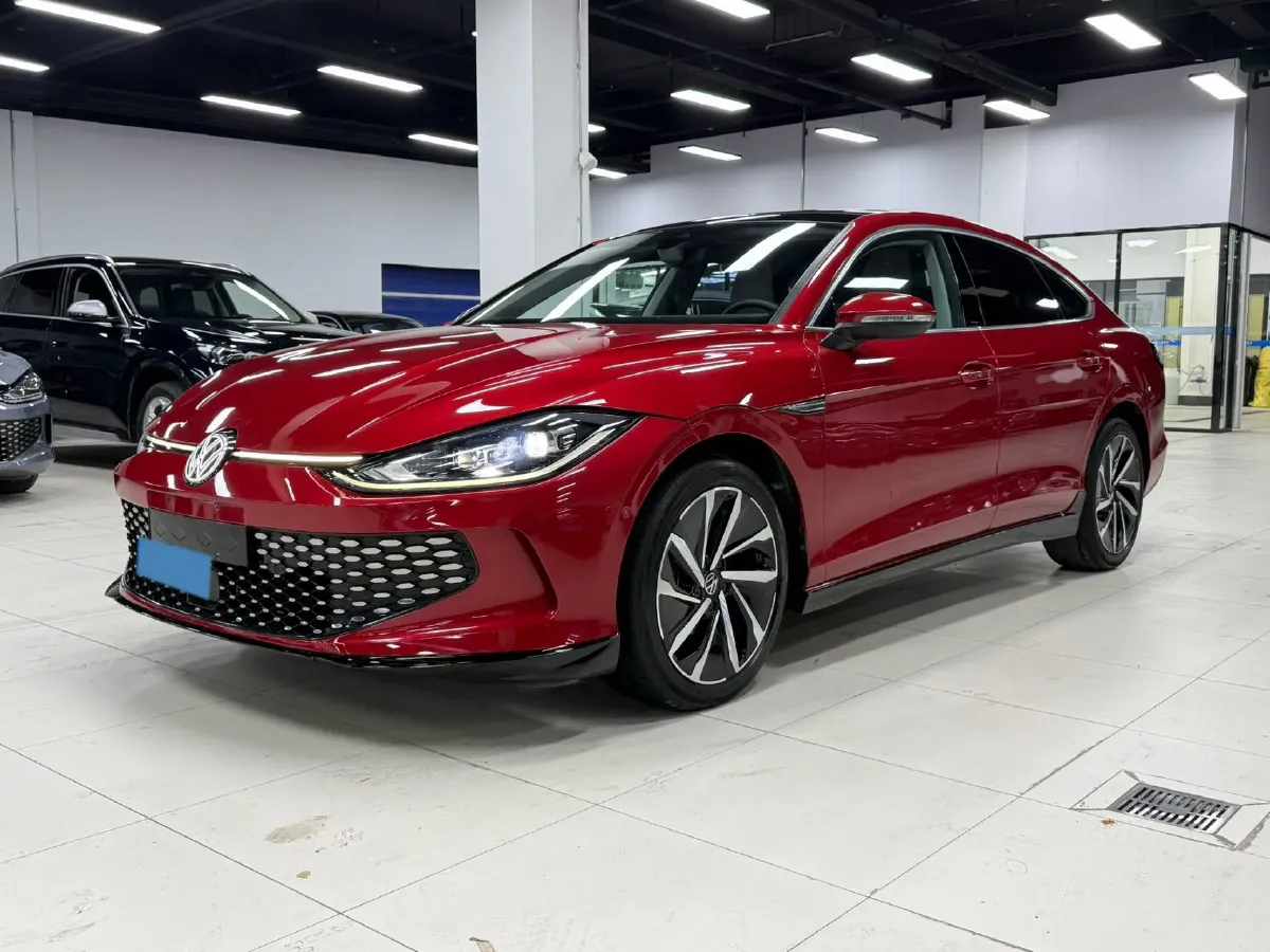 2022 Skoda Superb 2.0T 186HP L4 7DCT,autocango,china used car exporter,china ev exporter,chinese used car exporter,chinese used ev exporter