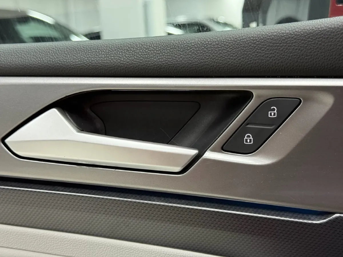 2022 Skoda Superb 2.0T 186HP L4 7DCT,autocango,china used car exporter,china ev exporter,chinese used car exporter,chinese used ev exporter