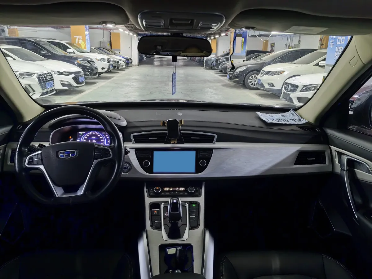 2020 Roewe i6 1.5T 169HP L4 7DCT,autocango,china used car exporter,china ev exporter,chinese used car exporter,chinese used ev exporter