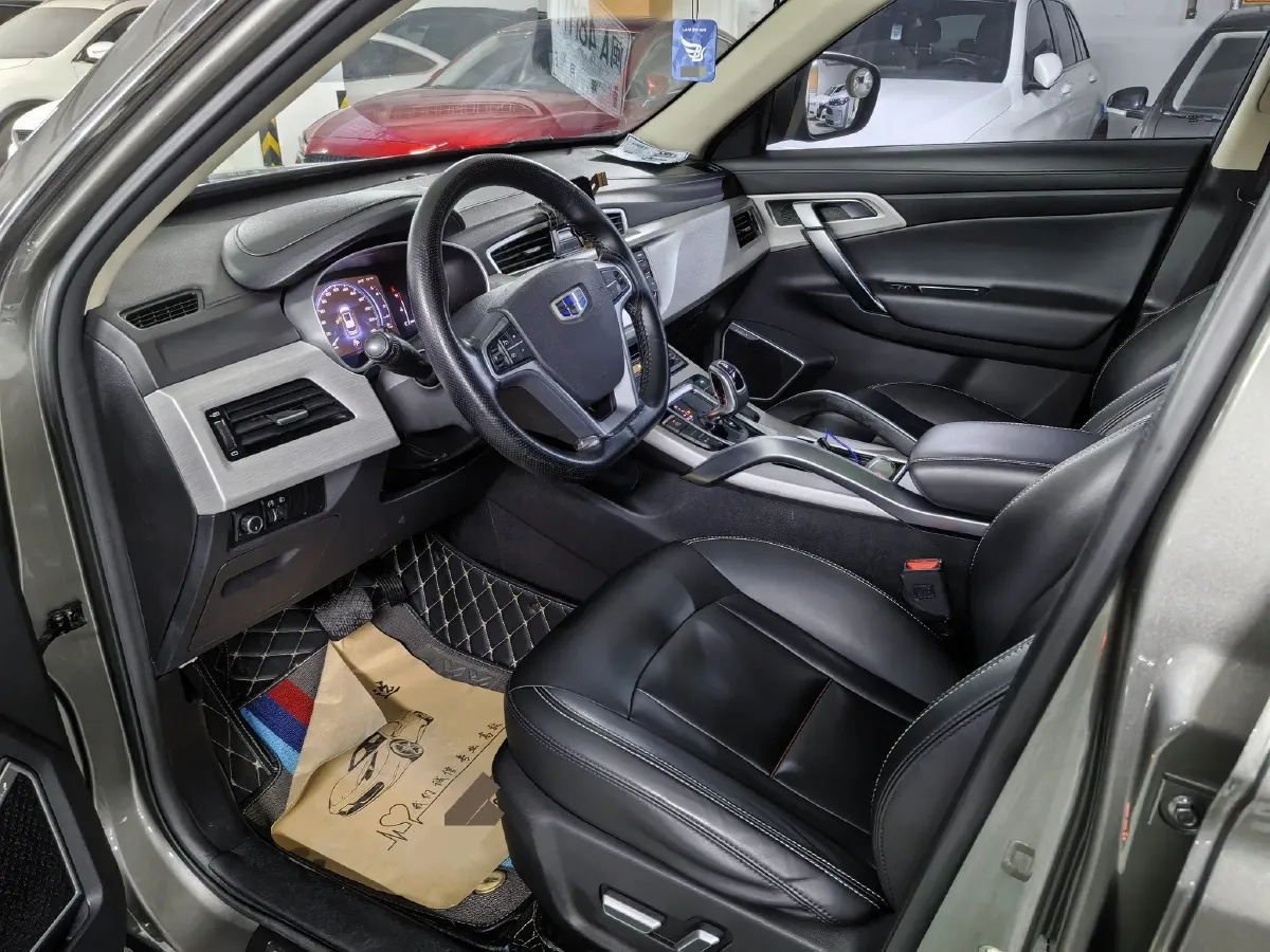 2020 Roewe i6 1.5T 169HP L4 7DCT,autocango,china used car exporter,china ev exporter,chinese used car exporter,chinese used ev exporter