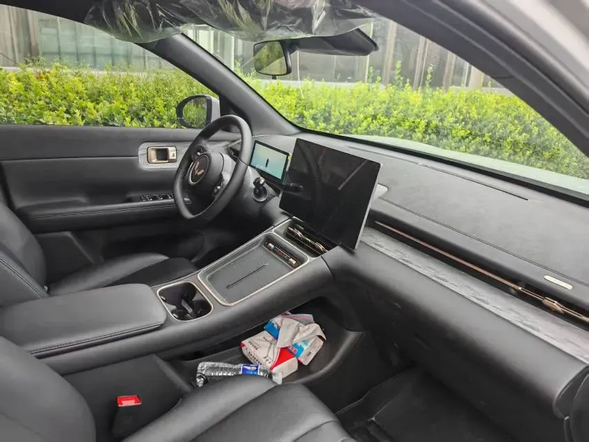 2024 WuLing XingGuangS 1.5L 106HP L4 E-CVT PHEV 20.5KWH,autocango,china used car exporter,china ev exporter,chinese used car exporter,chinese used ev exporter