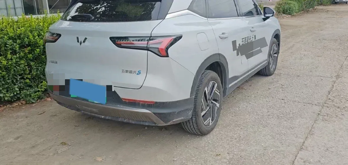 2024 WuLing XingGuangS 1.5L 106HP L4 E-CVT PHEV 20.5KWH,autocango,china used car exporter,china ev exporter,chinese used car exporter,chinese used ev exporter