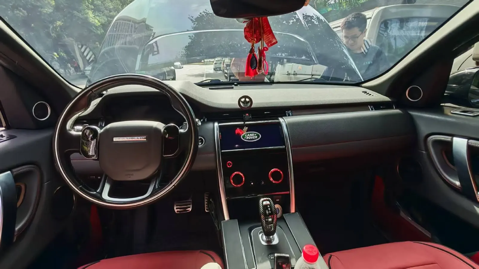 2020 Land Rover Discovery Sport 2.0T 249HP L4 9AT,autocango,china used car exporter,china ev exporter,chinese used car exporter,chinese used ev exporter