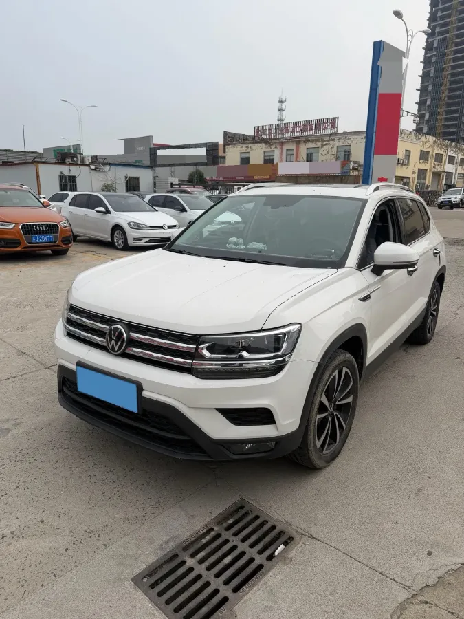 2021 Volkswagen Tharu 1.4T 150HP L4 7DCT,autocango,china used car exporter,china ev exporter,chinese used car exporter,chinese used ev exporter