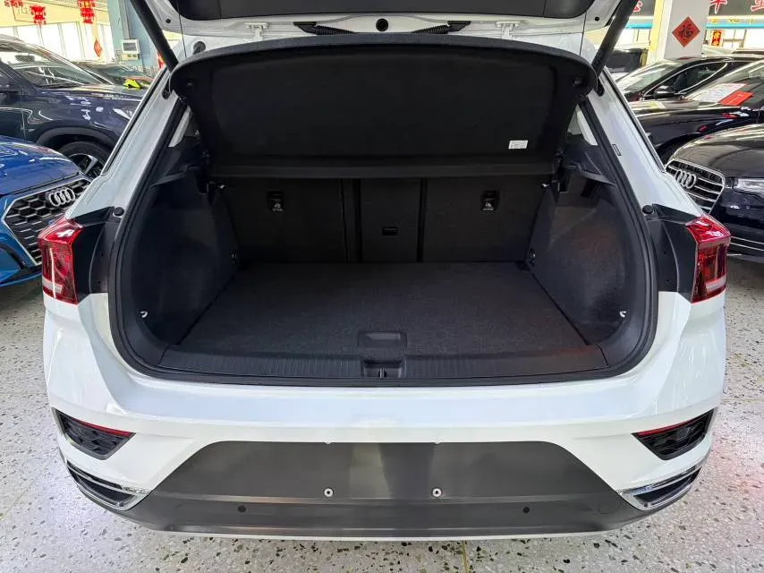 2022 Volkswagen T-Roc 1.4T 150HP L4 7DCT,autocango,china used car exporter,china ev exporter,chinese used car exporter,chinese used ev exporter