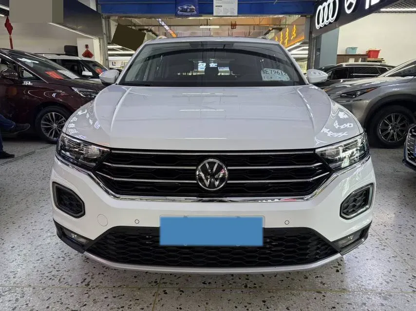 2022 Volkswagen T-Roc 1.4T 150HP L4 7DCT,autocango,china used car exporter,china ev exporter,chinese used car exporter,chinese used ev exporter
