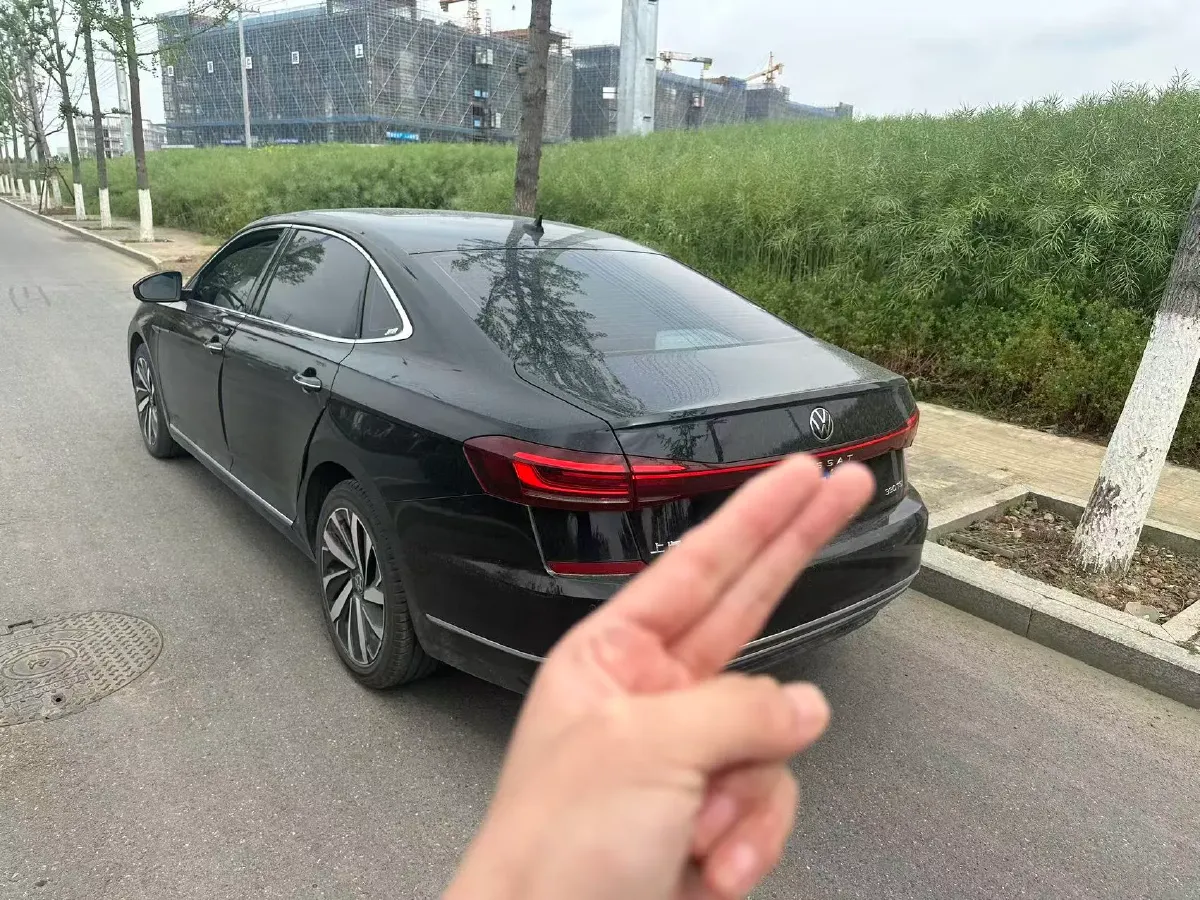 2023 Volkswagen Passat 2.0T 186HP L4 7DCT,autocango,china used car exporter,china ev exporter,chinese used car exporter,chinese used ev exporter