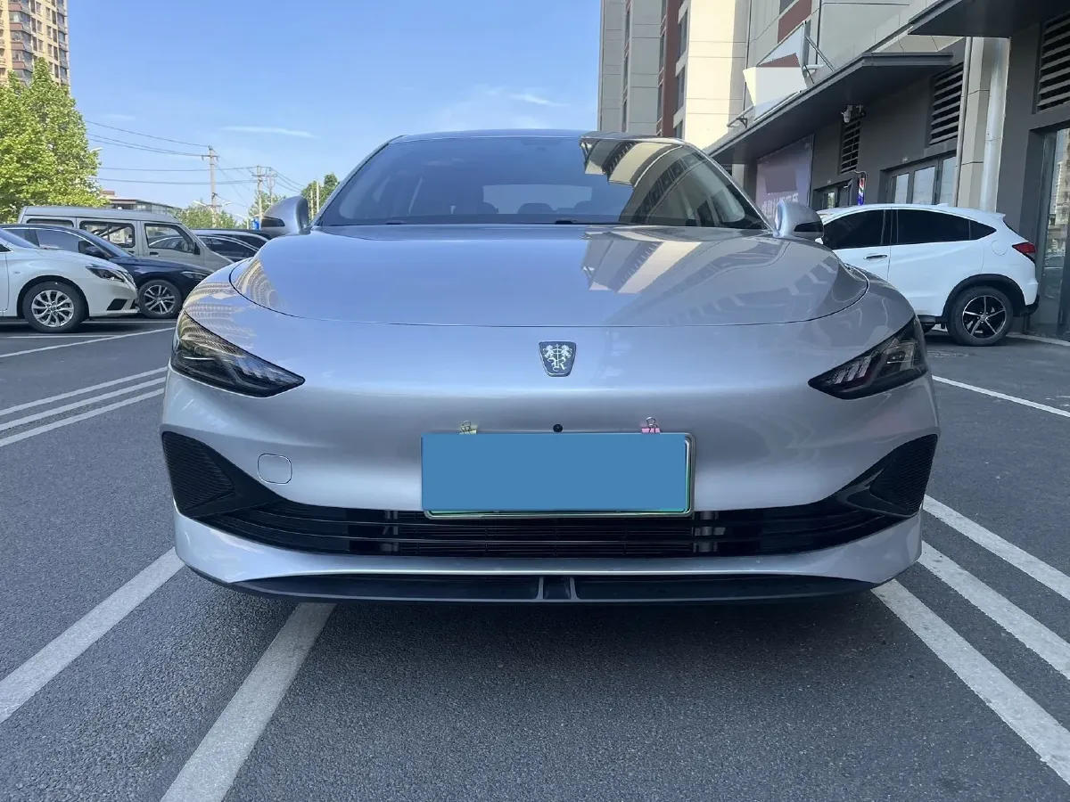 2025 Roewe D7 1.5L 112HP L4 1DHT PHEV 19.7KWH,autocango,china used car exporter,china ev exporter,chinese used car exporter,chinese used ev exporter