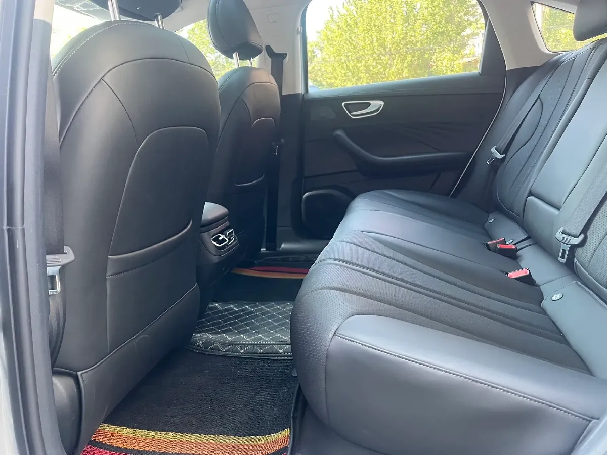 2025 Roewe D7 1.5L 112HP L4 1DHT PHEV 19.7KWH,autocango,china used car exporter,china ev exporter,chinese used car exporter,chinese used ev exporter