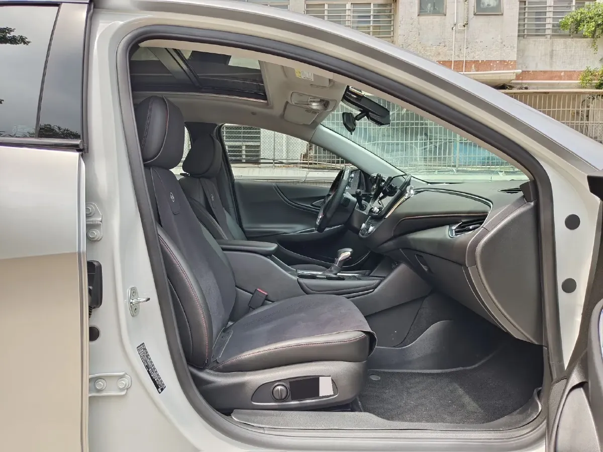 2023 Chevrolet Malibu XL 2.0T 237HP L4 9AT,autocango,china used car exporter,china ev exporter,chinese used car exporter,chinese used ev exporter