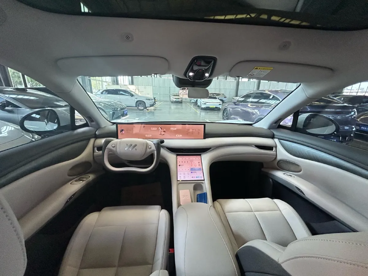 2025 IM LS6 BEV 75KWH,autocango,china used car exporter,china ev exporter,chinese used car exporter,chinese used ev exporter