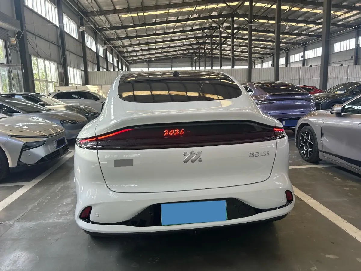 2025 IM LS6 BEV 75KWH,autocango,china used car exporter,china ev exporter,chinese used car exporter,chinese used ev exporter