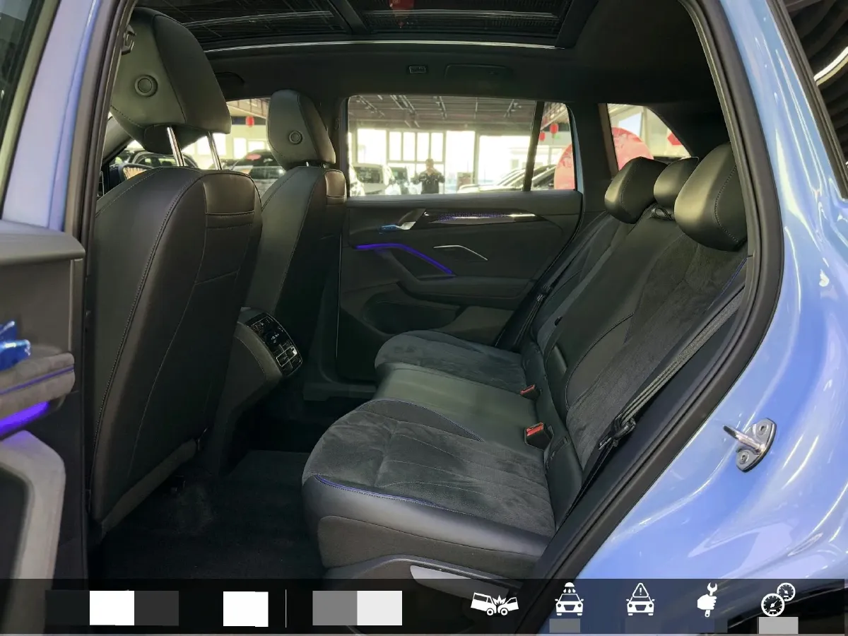 2024 Volkswagen Tiguan L 2.0T 220HP L4 7DCT,autocango,china used car exporter,china ev exporter,chinese used car exporter,chinese used ev exporter