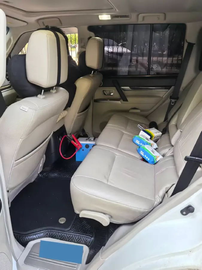 2019 Mitsubishi Pajero 3.0L 174HP V6 5AT,autocango,china used car exporter,china ev exporter,chinese used car exporter,chinese used ev exporter