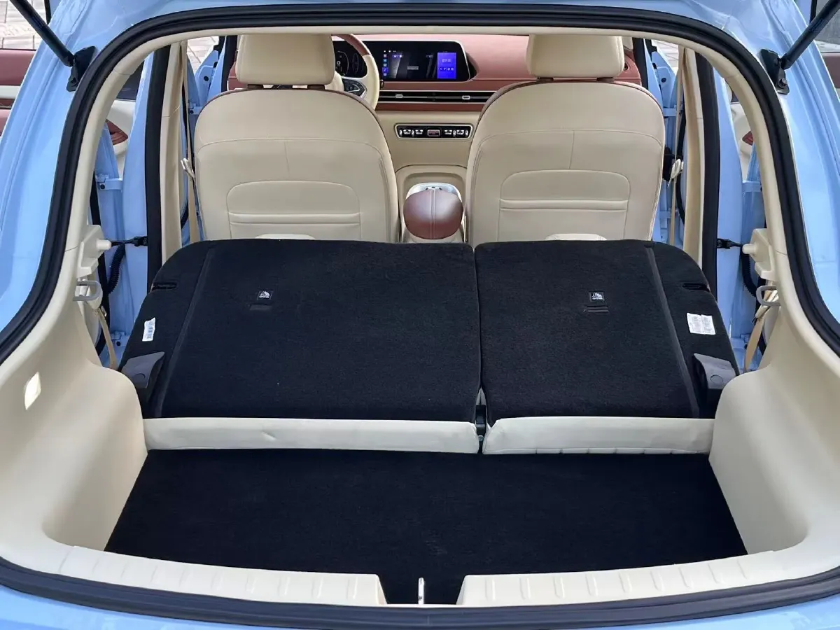 2022 ChangAn Oshan X7 Plus 1.5T 188HP L4 7DCT,autocango,china used car exporter,china ev exporter,chinese used car exporter,chinese used ev exporter