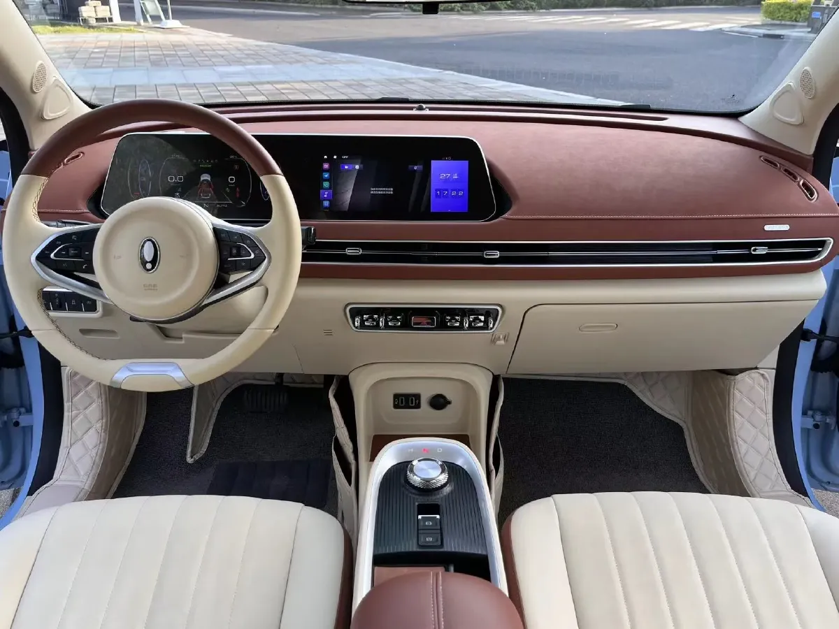 2022 ChangAn Oshan X7 Plus 1.5T 188HP L4 7DCT,autocango,china used car exporter,china ev exporter,chinese used car exporter,chinese used ev exporter