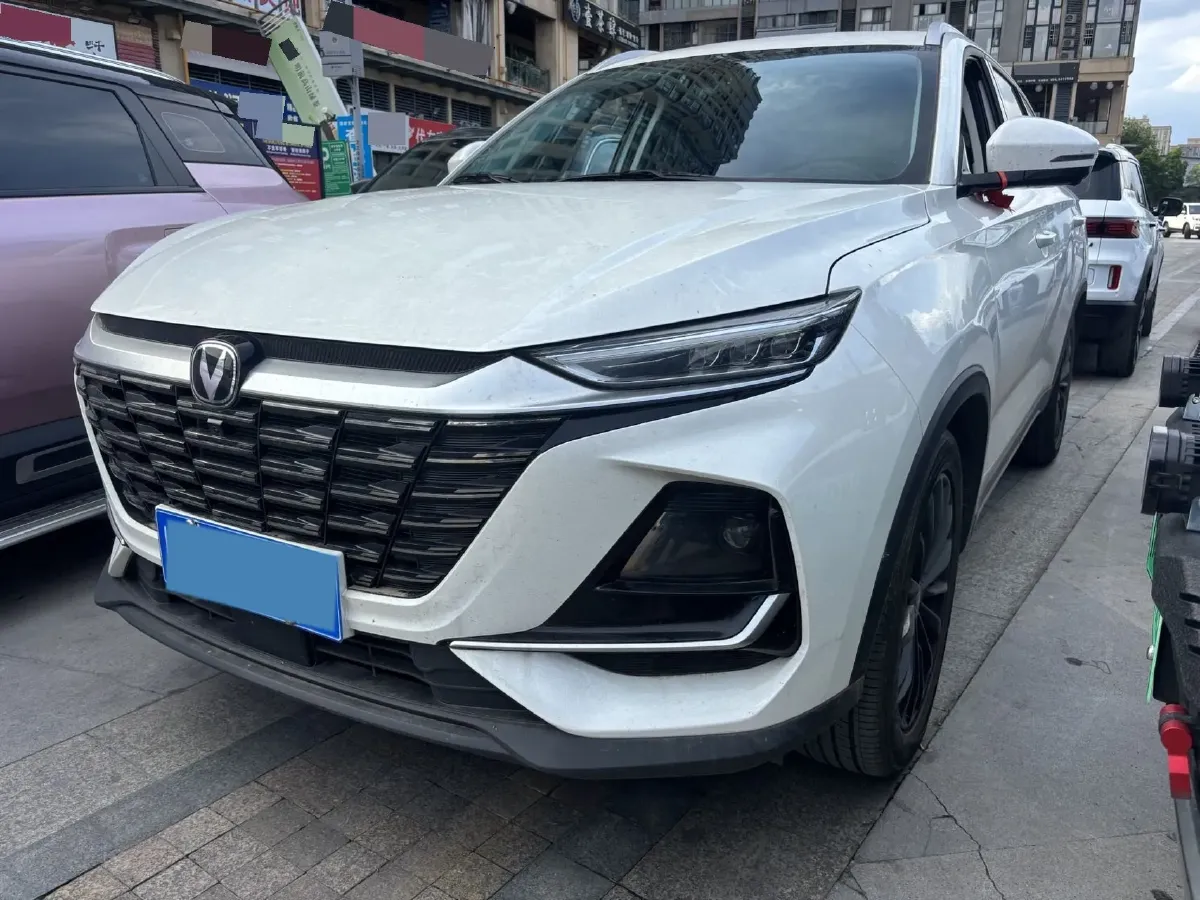 2025 ChangAn CS75 1.5T 188HP L4 7DCT,autocango,china used car exporter,china ev exporter,chinese used car exporter,chinese used ev exporter