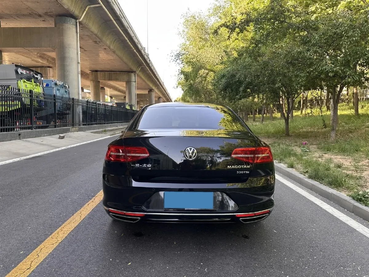 2019 Chevrolet Malibu XL 2.0T 241HP L4 9AT,autocango,china used car exporter,china ev exporter,chinese used car exporter,chinese used ev exporter