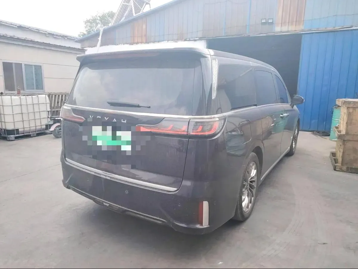 2022 Voyah Dream 1.5T 136HP L4 PHEV 25.57KWH,autocango,china used car exporter,china ev exporter,chinese used car exporter,chinese used ev exporter